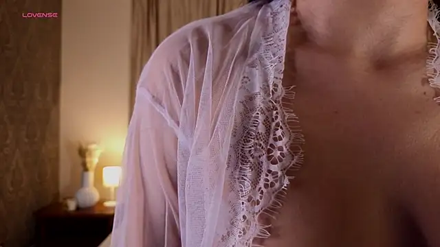 Snapshot of UdelaAshfield chatting on 20, 2, 2025 UdelaAshfield online show from 20, 2, 2025