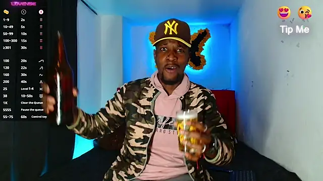 Aroonpapisex online show from 14, 4, 2026