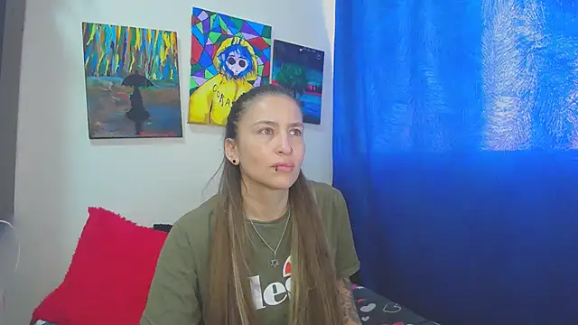 Snapshot of Leyla_Horny_Bg chatting on 11, 11, 2025 Leyla Horny Bg online show from 11, 11, 2025