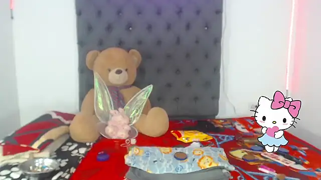 Snapshot of lucianadolll chatting on 11, 10, 2025 lucianadolll online show from 11, 10, 2025