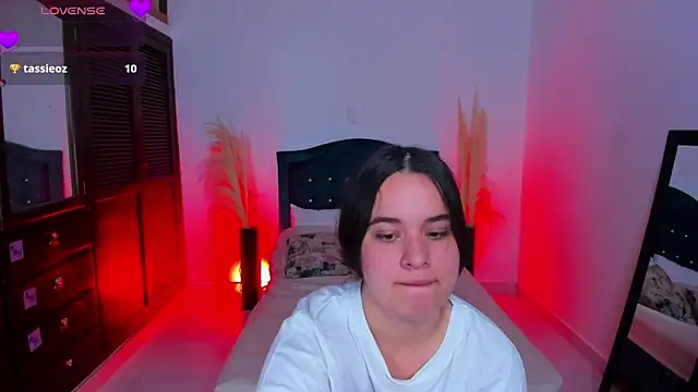 lizi dolly online show from 19, 12, 2024