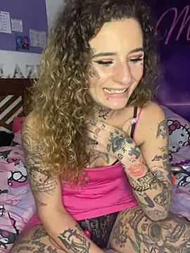 Snapshot of BlazyKitsune- chatting on 2, 1, 2025 BlazyKitsune- online show from 2, 1, 2025