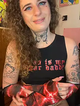 Snapshot of BlazyKitsune- chatting on 21, 2, 2025 BlazyKitsune- online show from 21, 2, 2025