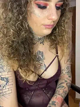 Snapshot of BlazyKitsune- chatting on 1, 3, 2025 BlazyKitsune- online show from 1, 3, 2025