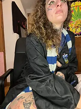 Snapshot of BlazyKitsune- chatting on 18, 3, 2025 BlazyKitsune- online show from 18, 3, 2025