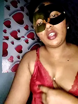 Snapshot of RomeoJuliet345 chatting on 24, 1, 2025 RomeoJuliet345 online show from 24, 1, 2025