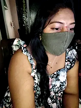 Snapshot of RomeoJuliet345 chatting on 26, 11, 2025 RomeoJuliet345 online show from 26, 11, 2025