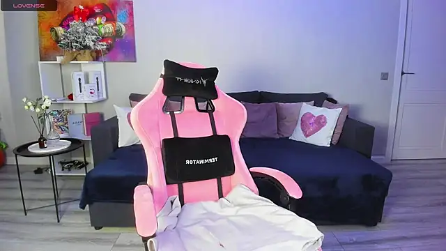 Snapshot of BritneyLix chatting on 28, 1, 2025 BritneyLix online show from 28, 1, 2025