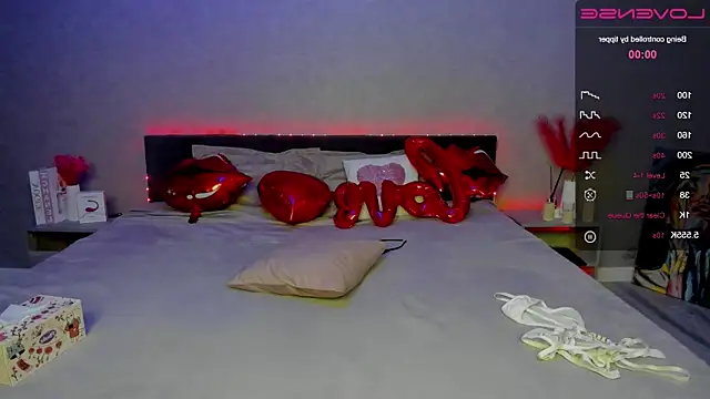 Snapshot of BritneyLix chatting on 28, 2, 2025 BritneyLix online show from 28, 2, 2025