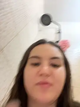 Snapshot of BritneyLix chatting on 10, 9, 2025 BritneyLix online show from 10, 9, 2025