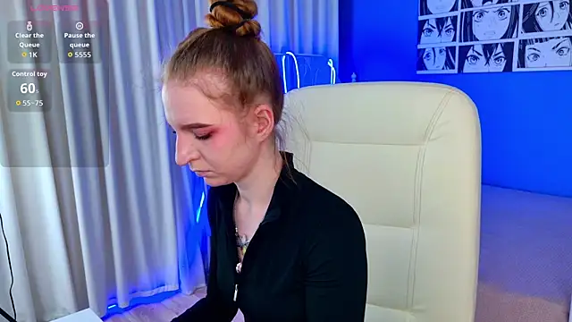 VioletShine online show from 3, 2, 2026