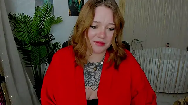 MoonLghte online show from 4, 2, 2025