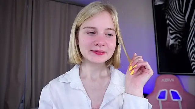 OdelinaFicken online show from 29, 10, 2025