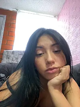 sweet kitty0110 online show from 3, 3, 2025