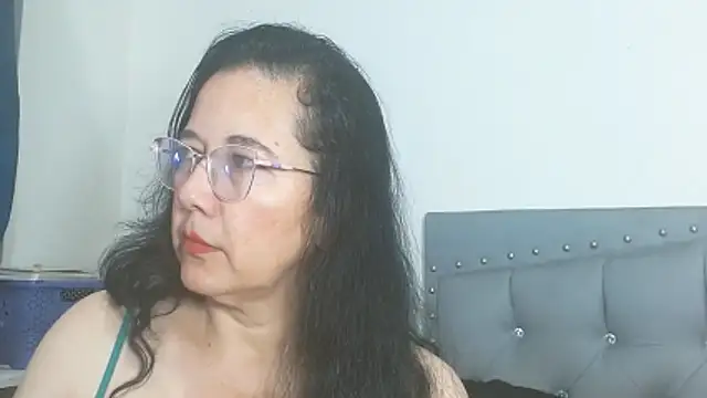 maturepriscila online show from 23, 5, 2026