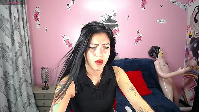 Snapshot of Kate_Laurence_ chatting on 4, 12, 2024 Kate Laurence online show from 4, 12, 2024