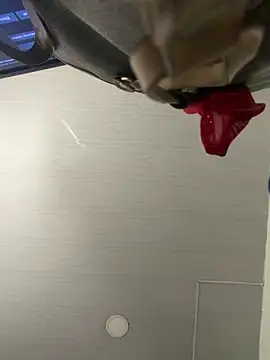 Tiffanny online show from 16, 2, 2026