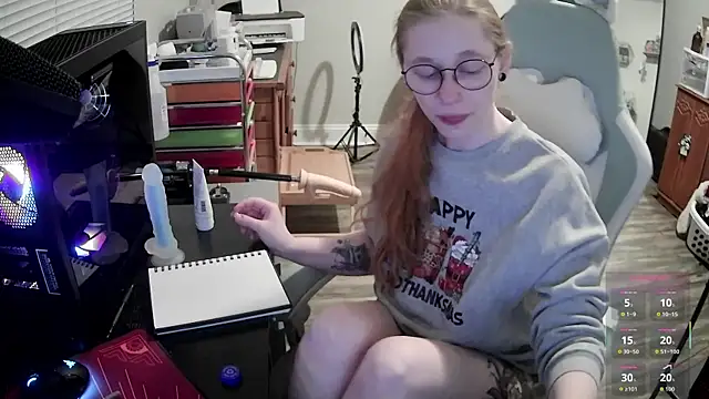 Snapshot of LilyFoxxx chatting on 7, 2, 2026 LilyFoxxx online show from 7, 2, 2026