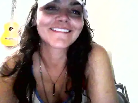Snapshot of escritorasafada chatting on 8, 1, 2025 escritorasafada online show from 8, 1, 2025