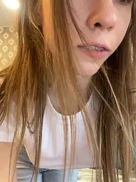 Snapshot of Tasty_ann chatting on 15, 12, 2024 Tasty ann online show from 15, 12, 2024