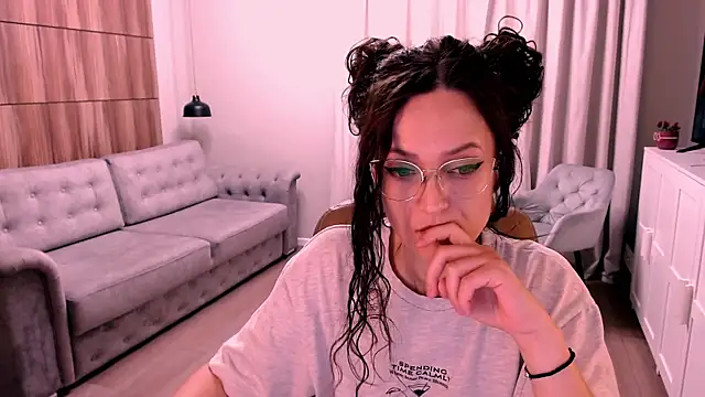 Snapshot of Amazingeyes88 chatting on 16, 6, 2026 Amazingeyes88 online show from 16, 6, 2026