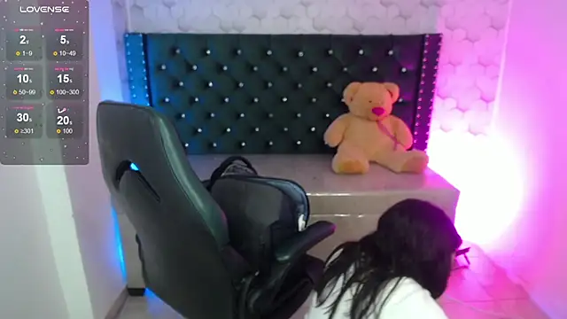 Sofi hot 4m online show from 6, 10, 2025