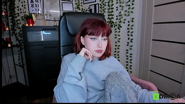 Snapshot of ElizaNik_ chatting on 18, 6, 2026 ElizaNik online show from 18, 6, 2026