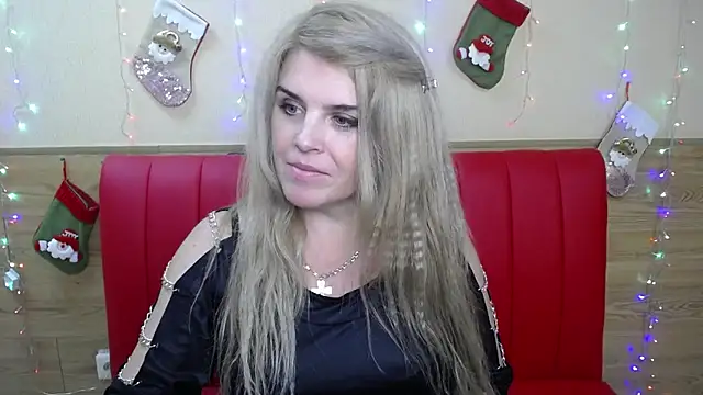 Snapshot of Julya_Barbi chatting on 18, 12, 2024 Julya Barbi online show from 18, 12, 2024