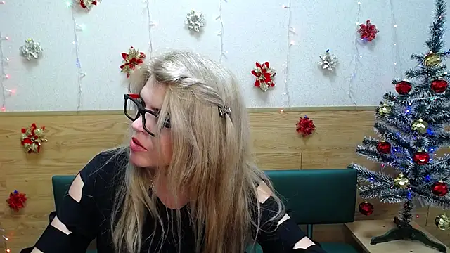 Snapshot of Julya_Barbi chatting on 20, 12, 2024 Julya Barbi online show from 20, 12, 2024