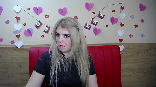 Snapshot of Julya_Barbi chatting on 4, 2, 2025 Julya Barbi online show from 4, 2, 2025