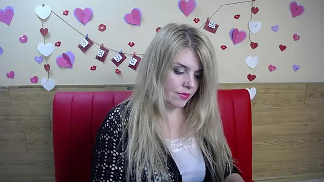 Snapshot of Julya_Barbi chatting on 8, 3, 2025 Julya Barbi online show from 8, 3, 2025