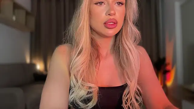 Snapshot of Julia_RL chatting on 17, 11, 2025 Julia RL online show from 17, 11, 2025