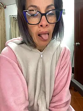 Snapshot of Goddess-Love- chatting on 29, 6, 2026 Goddess-Love- online show from 29, 6, 2026