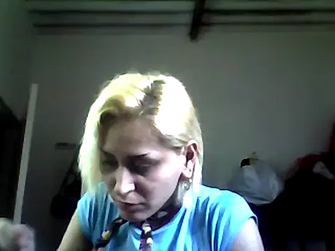 ariana crazzy online show from 1, 3, 2025