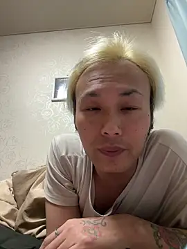 Snapshot of kouji8800 chatting on 7, 3, 2025 kouji8800 online show from 7, 3, 2025