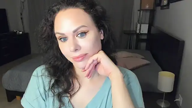 MollyCheiz online show from 10, 9, 2025