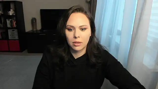 MollyCheiz online show from 11, 11, 2025