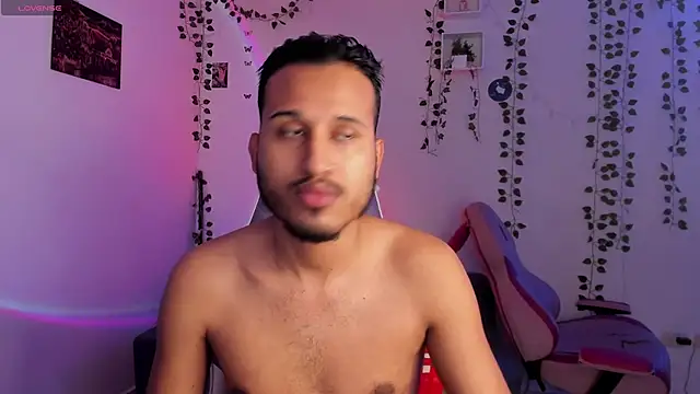 Raf brunette online show from 4, 12, 2024