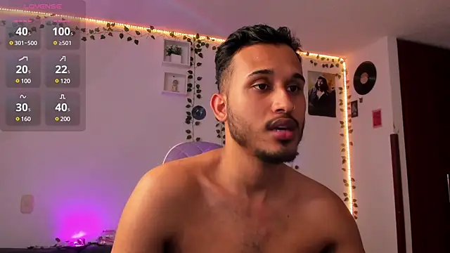 Raf brunette online show from 23, 2, 2025