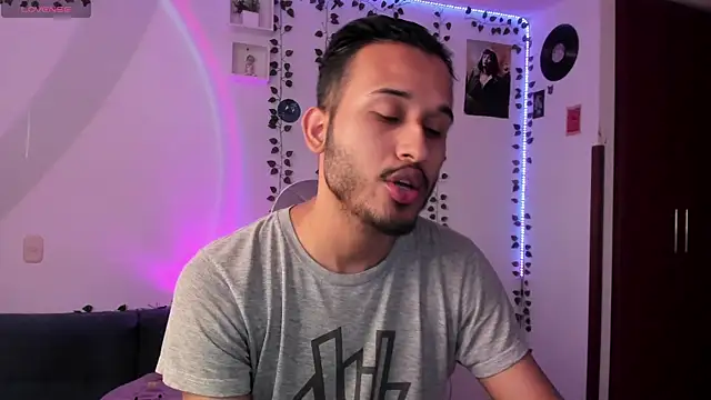 Raf brunette online show from 9, 3, 2025