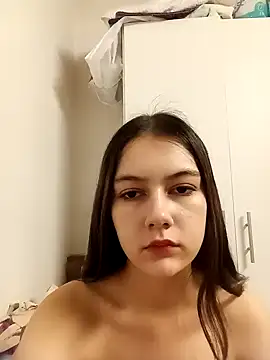 Snapshot of ella_grays chatting on 4, 12, 2024 ella grays online show from 4, 12, 2024
