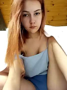 Snapshot of ella_grays chatting on 1, 1, 2025 ella grays online show from 1, 1, 2025