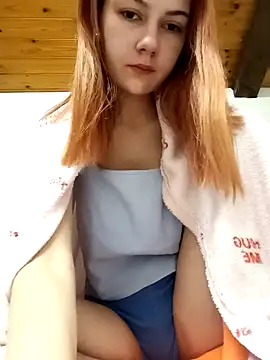 Snapshot of ella_grays chatting on 2, 1, 2025 ella grays online show from 2, 1, 2025