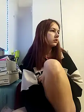 Snapshot of ella_grays chatting on 27, 2, 2025 ella grays online show from 27, 2, 2025