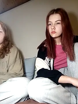 Snapshot of ella_grays chatting on 17, 3, 2025 ella grays online show from 17, 3, 2025