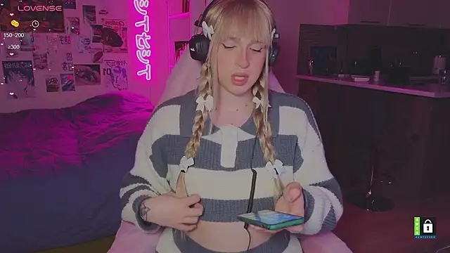 p1nkvenom online show from 28, 2, 2026