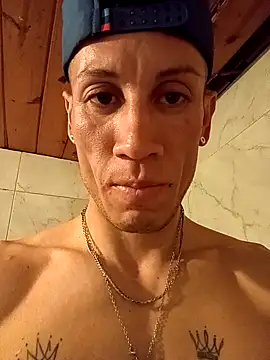 Snapshot of FlacoDani chatting on 31, 10, 2025 FlacoDani online show from 31, 10, 2025