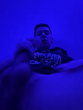 Snapshot of Crissis__ chatting on 22, 9, 2025 Crissis online show from 22, 9, 2025