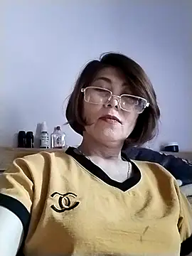 Baby-tits2024 online show from 27, 12, 2024