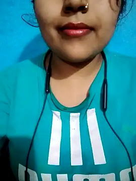 Love-Veronica online show from 10, 3, 2026